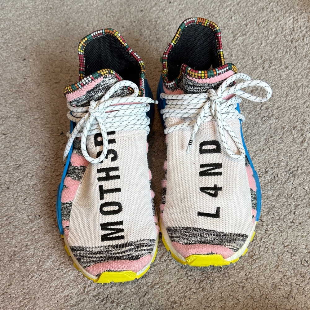 Pharrell x NMD Human Race Size 9
